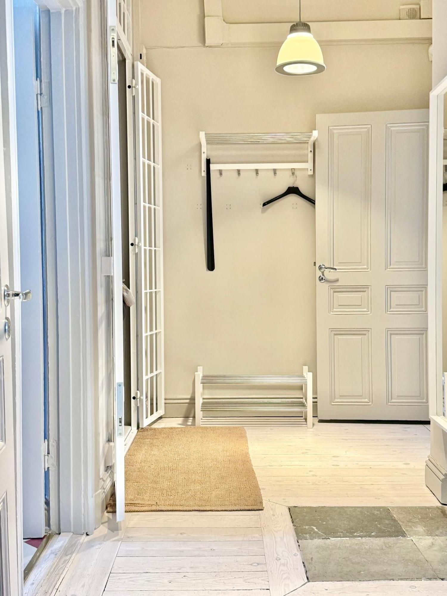 Apartamento Laegenhet Med Fantastiskt Laege Estocolmo Exterior foto